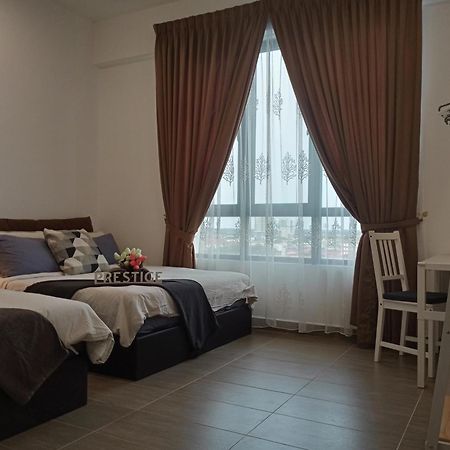 Prestige Troika Luxury Stay Кота-Бару Номер фото
