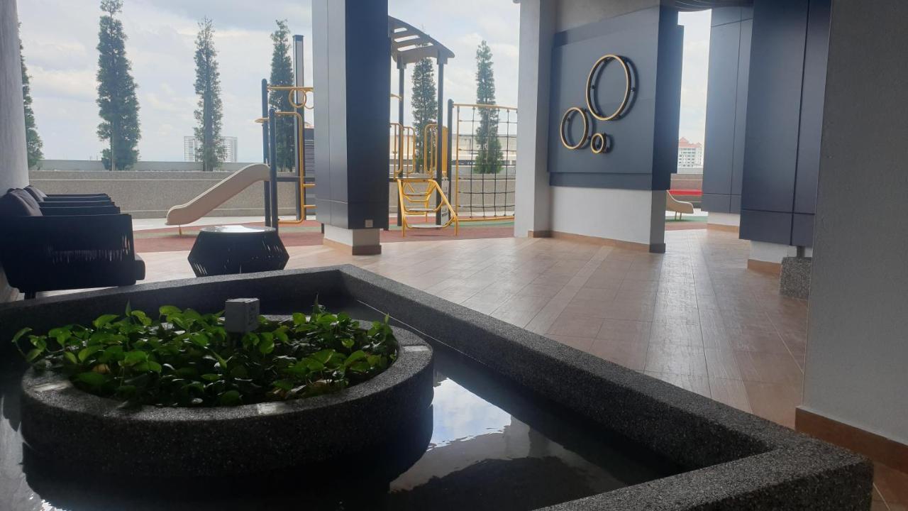 Prestige Troika Luxury Stay Кота-Бару Екстер'єр фото