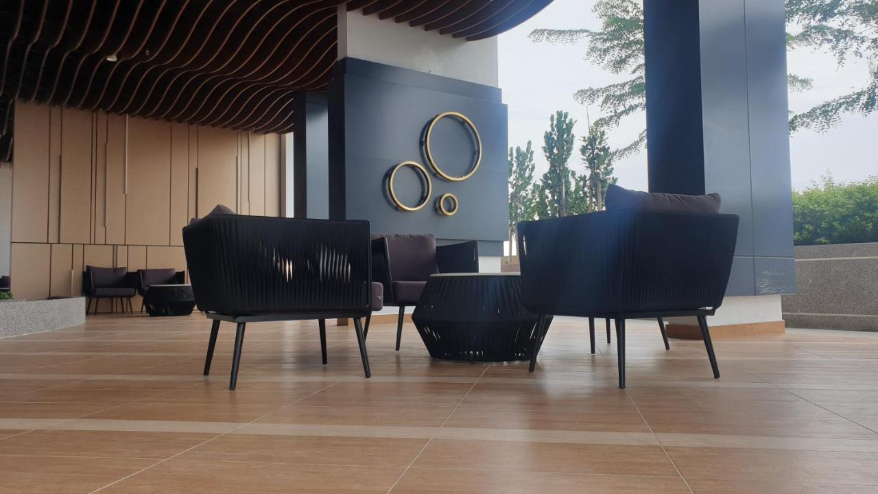 Prestige Troika Luxury Stay Кота-Бару Екстер'єр фото